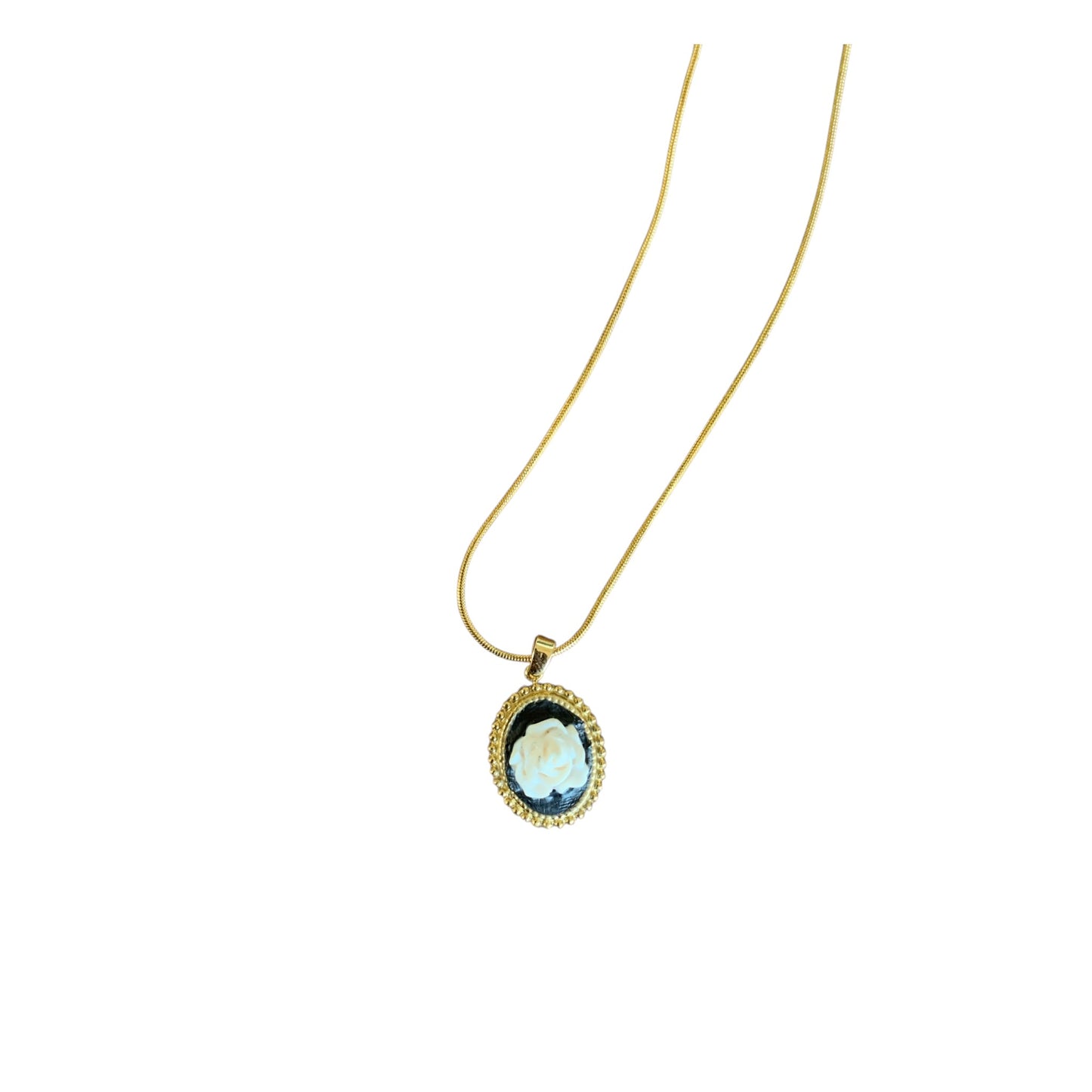 Collier - Cadran en forme de rose blanche