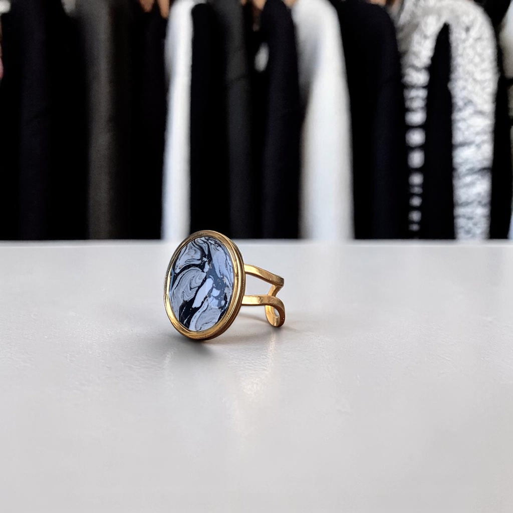 Ring - Oval Dark Marble