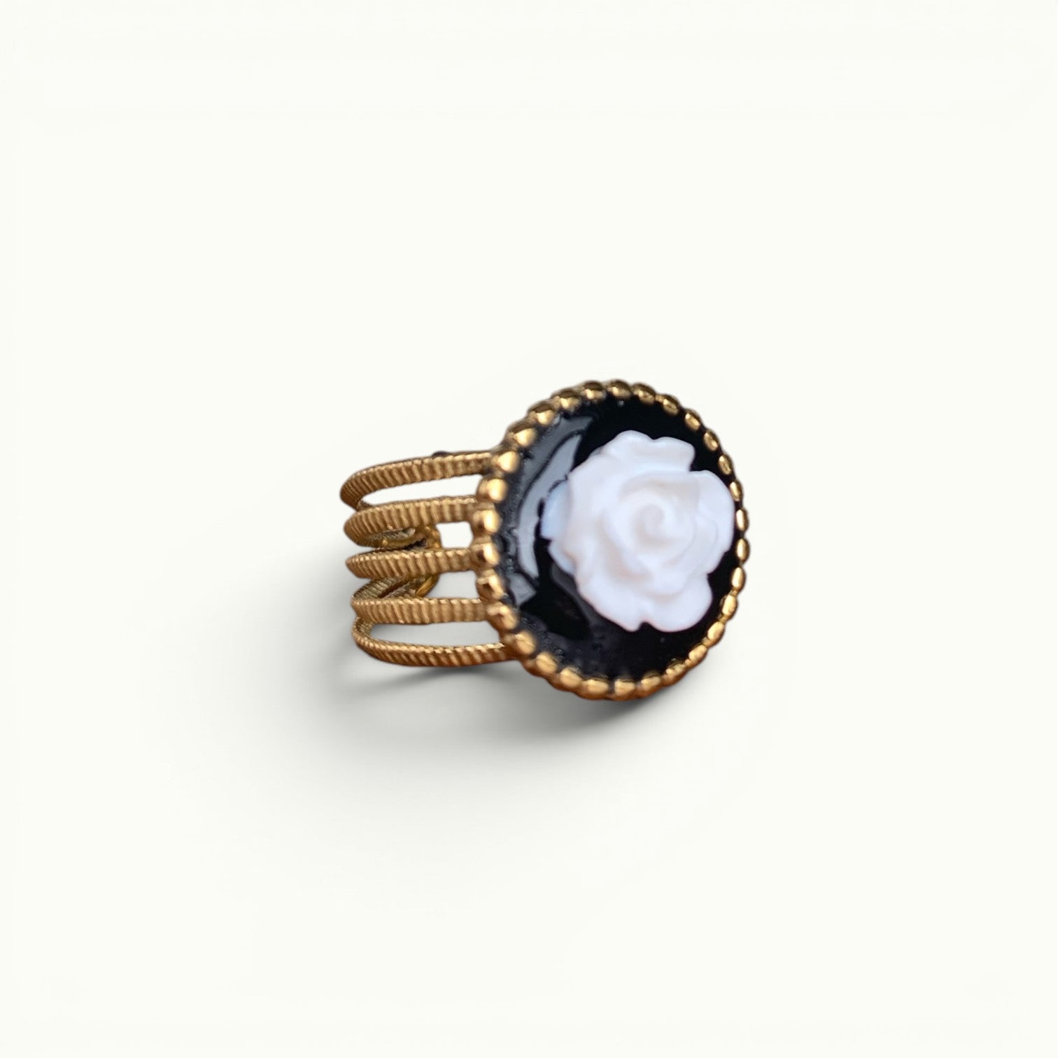 Ring - Round Rose