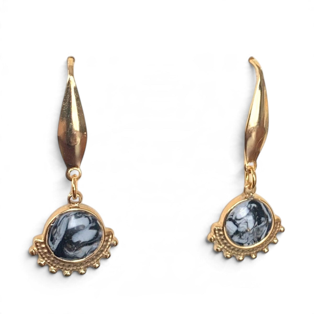 Earrings - Wink (dark)